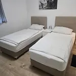 Monteurzimmer Desol Rum i privatbostad